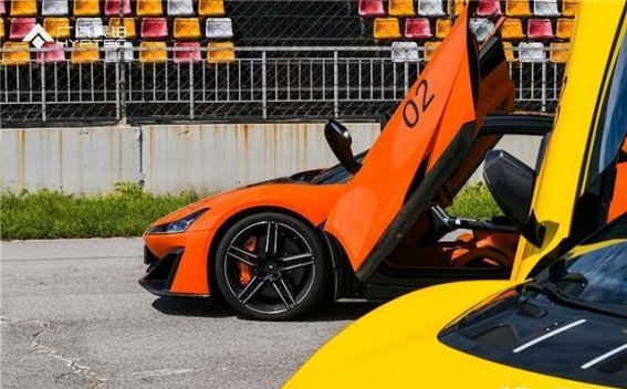 昊铂SSR金港赛道震撼亮相：新一代纯电超跑引领未来