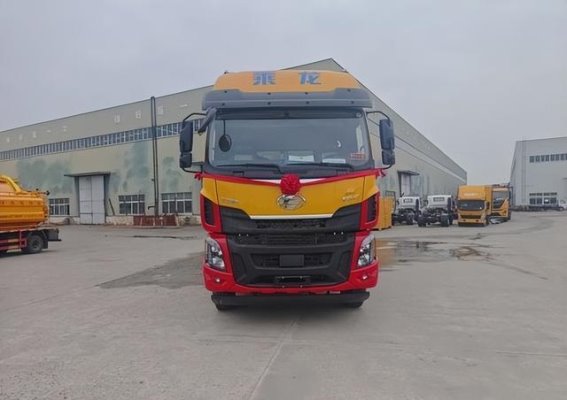 乘龙H5清洗吸污车：环卫行业高效作业的最佳选择