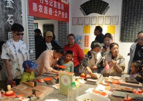 祝阳镇周末大集热闹启幕 激发乡村旅游新活力