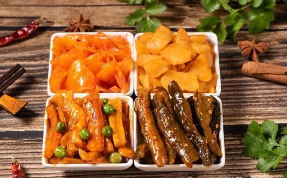 腌菜的健康风险与如何安全食用