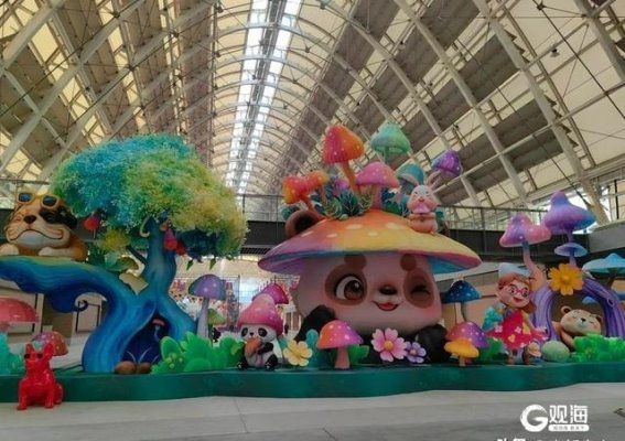 青岛2025新春艺术彩灯节：灯火辉煌，沉浸其中的节日盛典