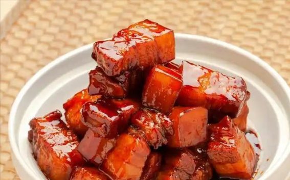冬季老年人晚餐该怎么吃？这些食物千万别碰