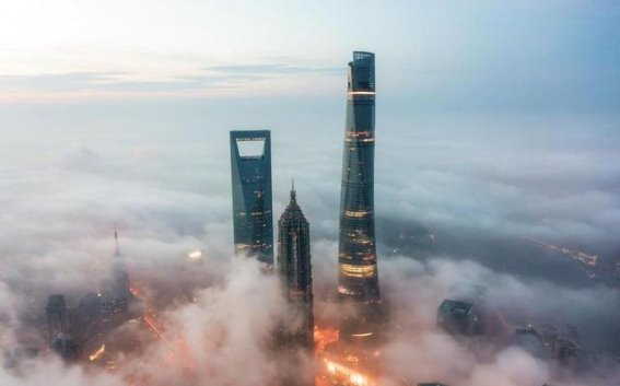 中国城市收入榜单新格局：传统强者与新兴城市的对决