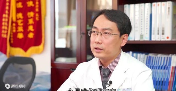 输尿管结石的症状与治疗：应对“疼起来要人命”的结石