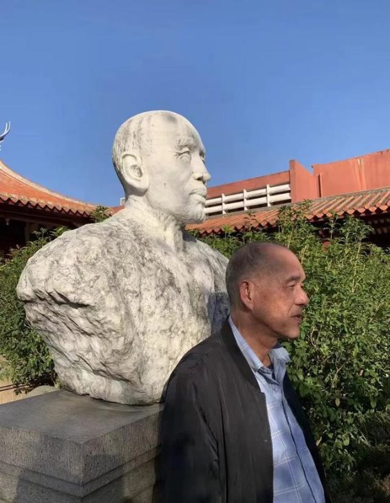 诗情画意，山水之间——丁汉江诗选辑