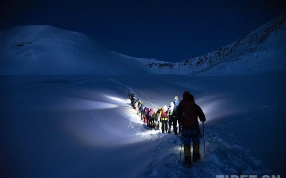 2025中国西藏登山大会：在雪山之巅超越自我
