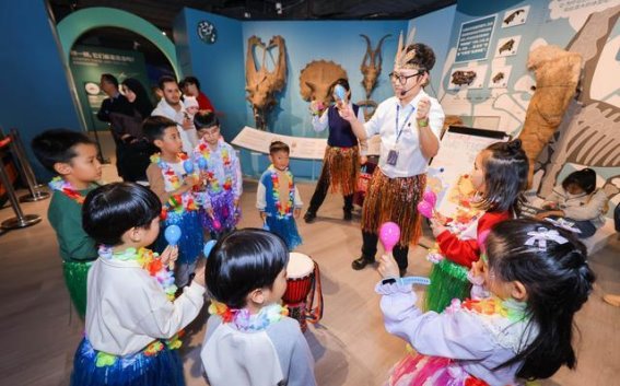 广州清明假期文旅热潮：红色教育与乡村赏花带动消费增长
