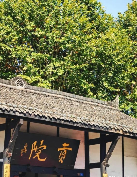 阆中古城的冬日秘境——道台第客栈的温暖与宁静